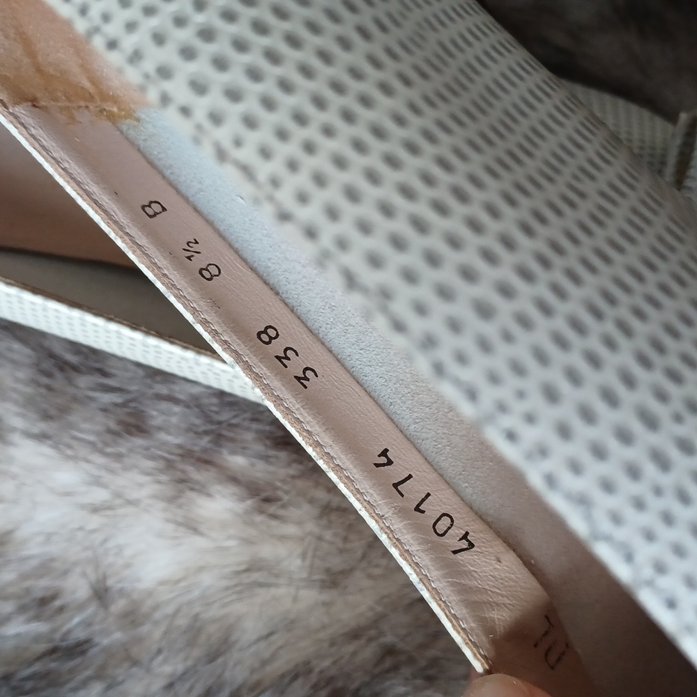 Salvatore Ferragamo Gray and Cream Flats - Picture 15 of 16